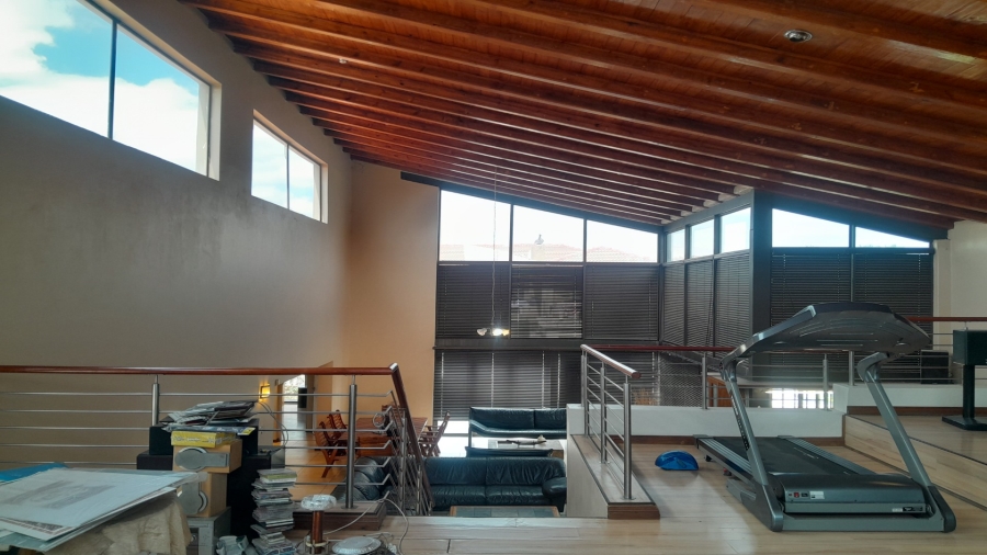 4 Bedroom Property for Sale in Vanderbijlpark SE 8 Gauteng