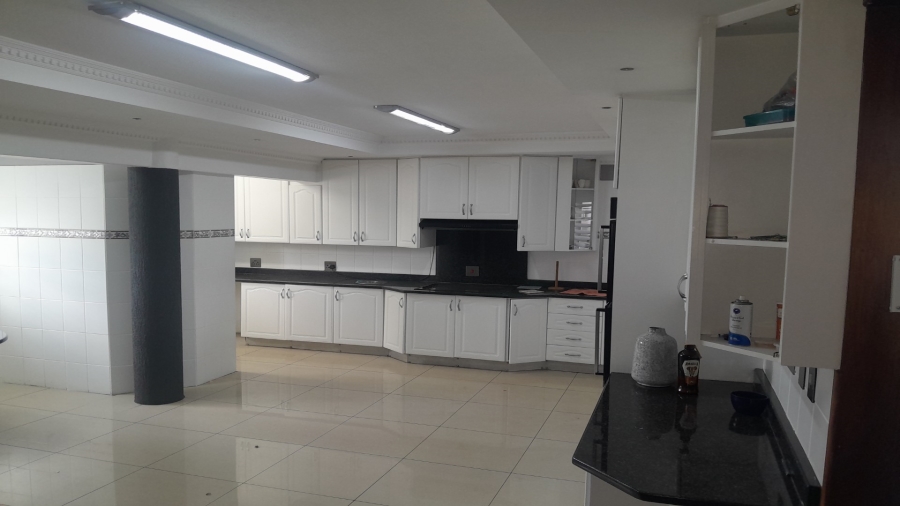 6 Bedroom Property for Sale in Vanderbijlpark SW 5 Gauteng