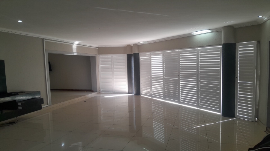 6 Bedroom Property for Sale in Vanderbijlpark SW 5 Gauteng