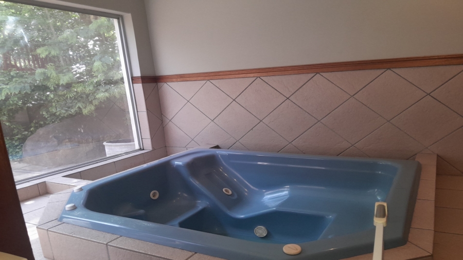 6 Bedroom Property for Sale in Vanderbijlpark SW 5 Gauteng