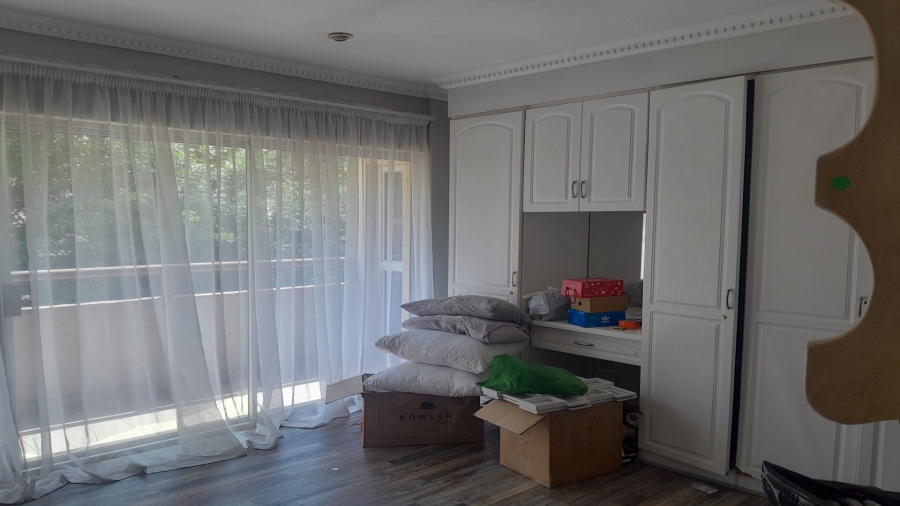 6 Bedroom Property for Sale in Vanderbijlpark SW 5 Gauteng
