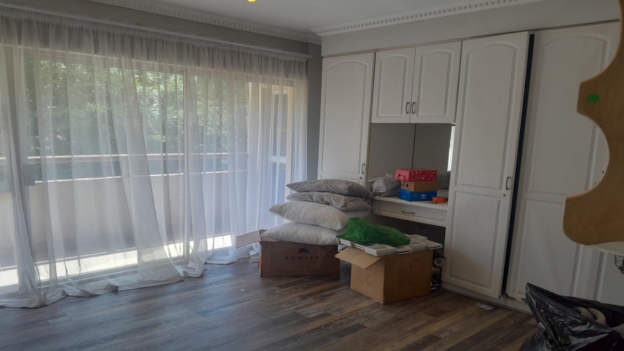 6 Bedroom Property for Sale in Vanderbijlpark SW 5 Gauteng