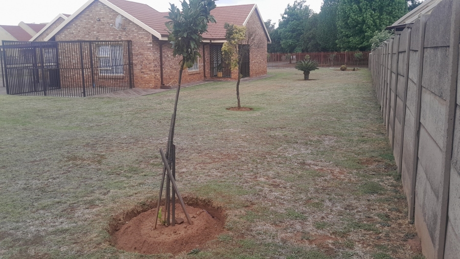 3 Bedroom Property for Sale in Bedworth Park Gauteng