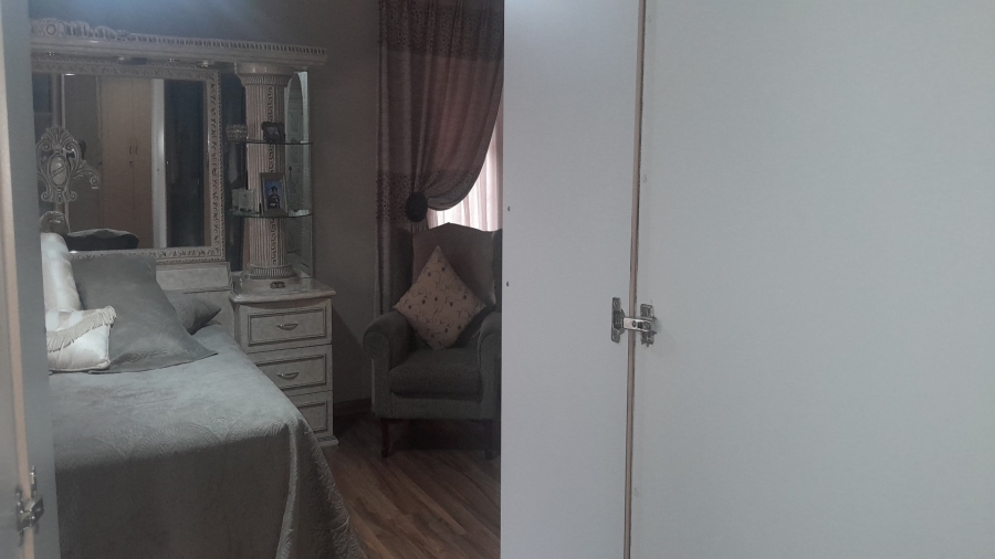 3 Bedroom Property for Sale in Bedworth Park Gauteng