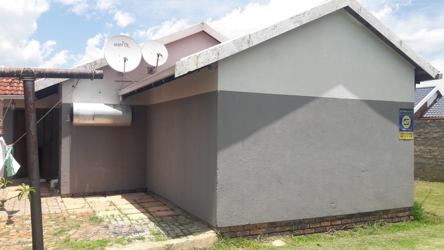 3 Bedroom Property for Sale in Sebokeng Zone 10 Gauteng