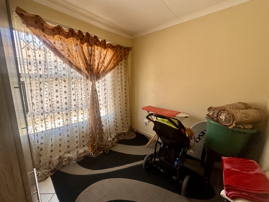 3 Bedroom Property for Sale in Steelvalley Gauteng