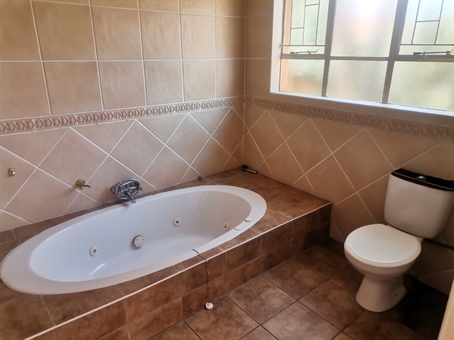 3 Bedroom Property for Sale in Vanderbijlpark CE 2 Gauteng