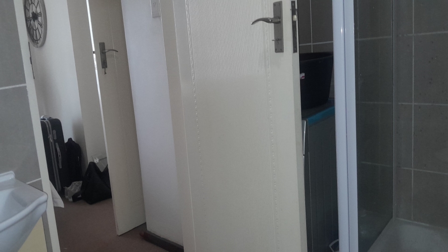 1 Bedroom Property for Sale in Riverspray Lifestyle Estate Gauteng