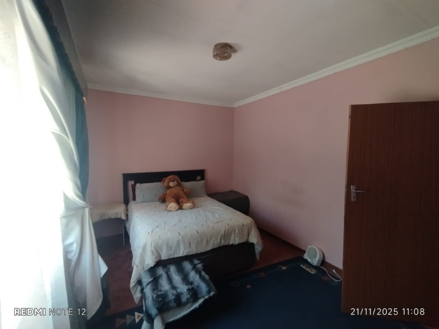 4 Bedroom Property for Sale in Staalrus Gauteng