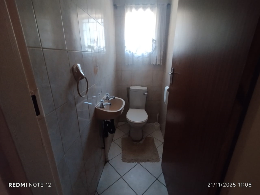 4 Bedroom Property for Sale in Staalrus Gauteng