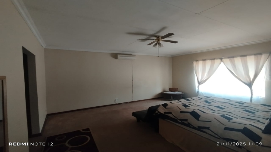 4 Bedroom Property for Sale in Staalrus Gauteng