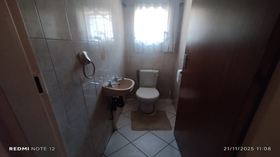 4 Bedroom Property for Sale in Staalrus Gauteng