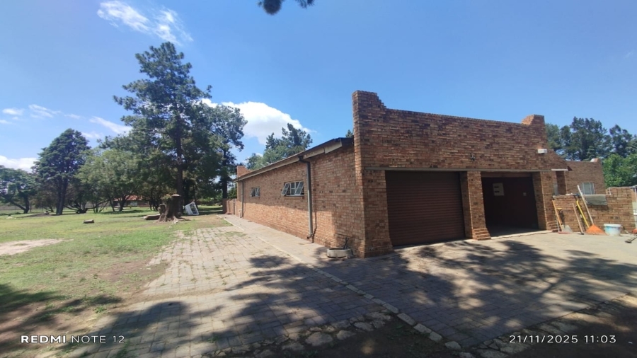 4 Bedroom Property for Sale in Staalrus Gauteng