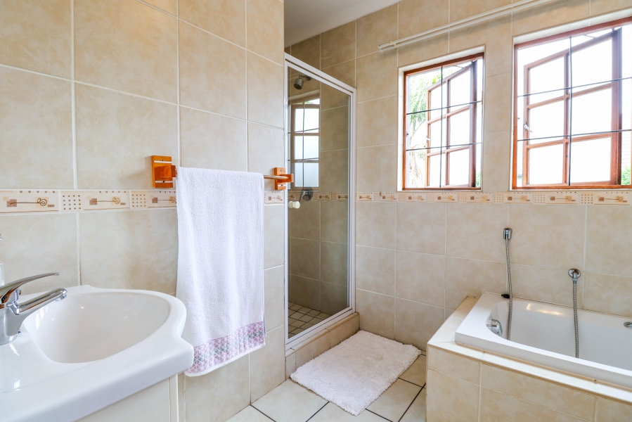 3 Bedroom Property for Sale in Thatchfield Estate Gauteng