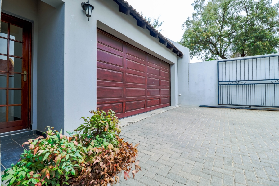 3 Bedroom Property for Sale in Thatchfield Estate Gauteng