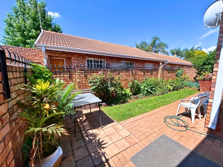 3 Bedroom Property for Sale in Hennopspark Gauteng