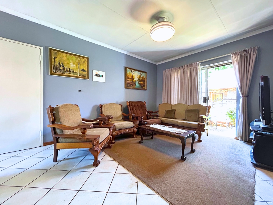 3 Bedroom Property for Sale in Hennopspark Gauteng