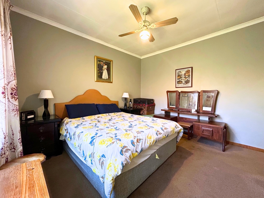 3 Bedroom Property for Sale in Hennopspark Gauteng