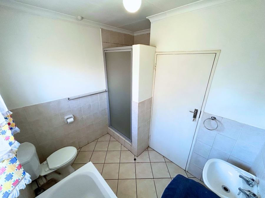 3 Bedroom Property for Sale in Hennopspark Gauteng