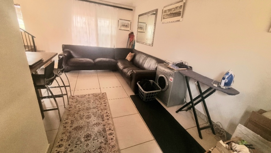 To Let 2 Bedroom Property for Rent in Noordwyk Gauteng