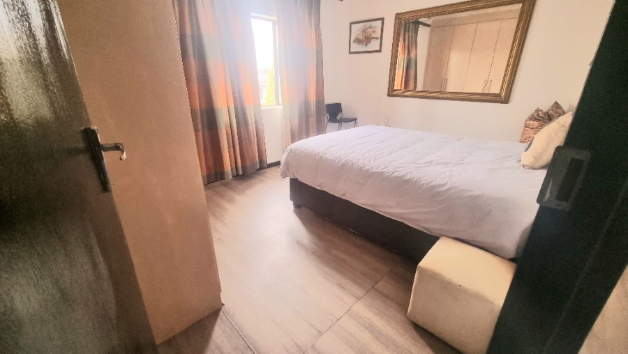 To Let 2 Bedroom Property for Rent in Noordwyk Gauteng