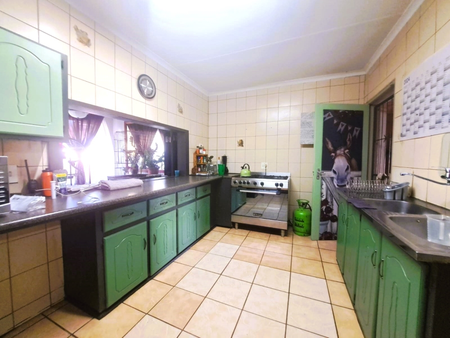 3 Bedroom Property for Sale in Falcon Ridge Gauteng