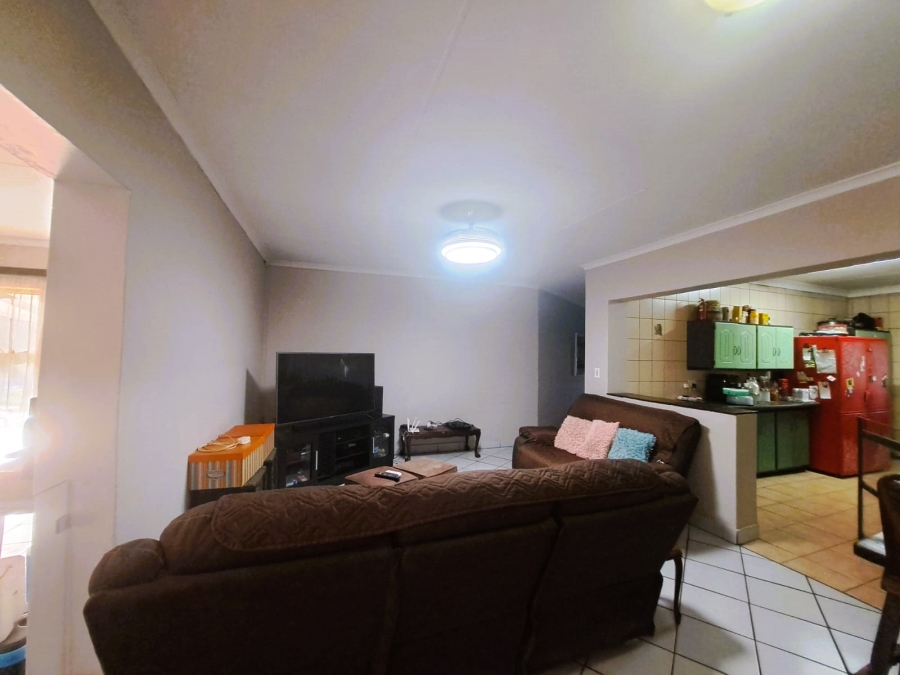 3 Bedroom Property for Sale in Falcon Ridge Gauteng
