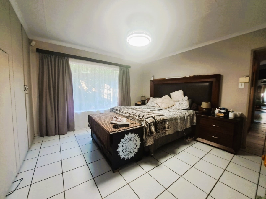 3 Bedroom Property for Sale in Falcon Ridge Gauteng