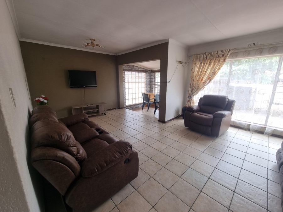 3 Bedroom Property for Sale in Florida Glen Gauteng