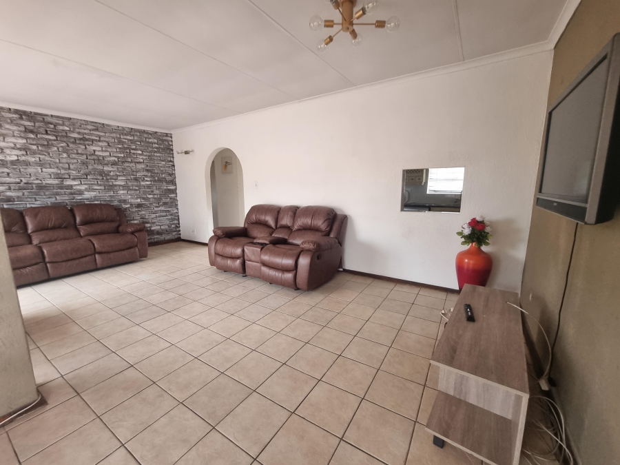 3 Bedroom Property for Sale in Florida Glen Gauteng