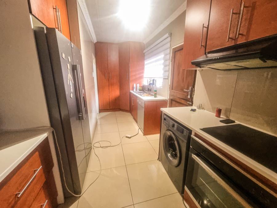 To Let 3 Bedroom Property for Rent in Lindhaven Gauteng