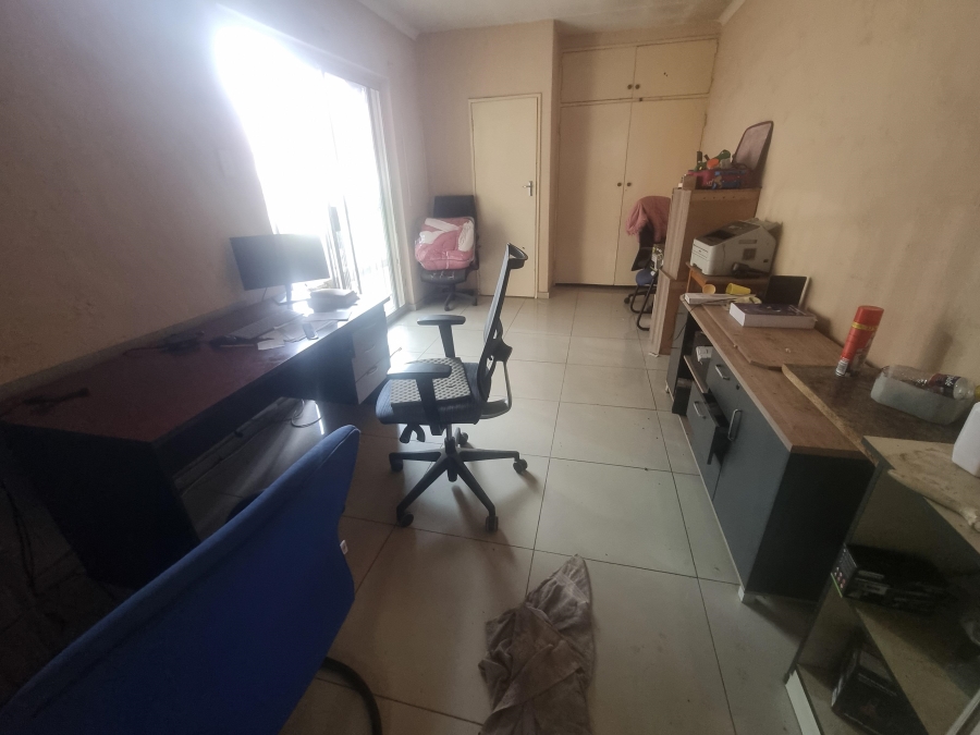 To Let 3 Bedroom Property for Rent in Lindhaven Gauteng