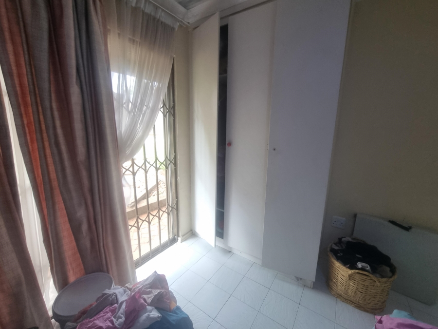 To Let 3 Bedroom Property for Rent in Lindhaven Gauteng