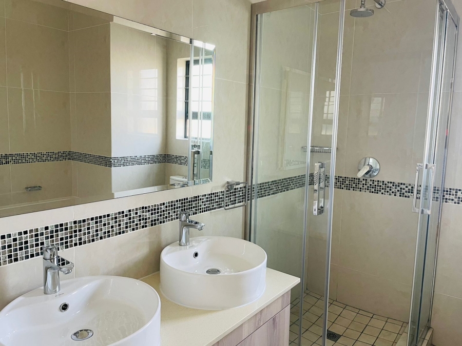 2 Bedroom Property for Sale in Noordhang Gauteng