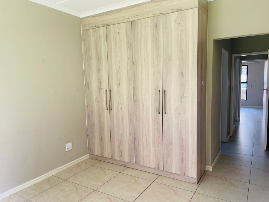 2 Bedroom Property for Sale in Noordhang Gauteng