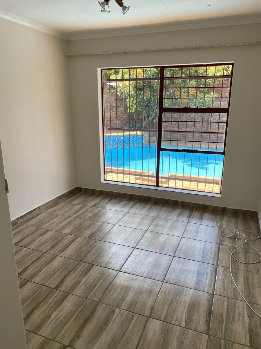 3 Bedroom Property for Sale in Moreleta Park Gauteng