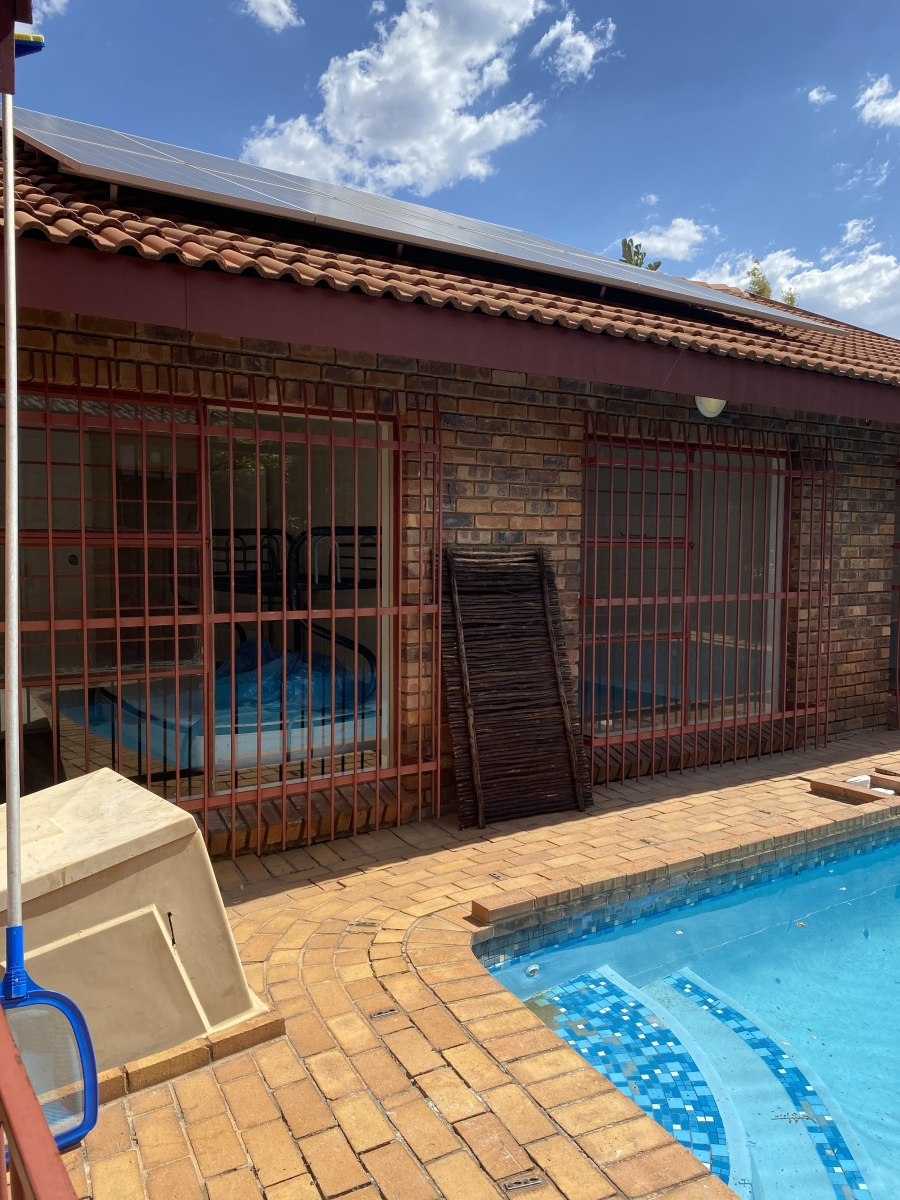 3 Bedroom Property for Sale in Moreleta Park Gauteng