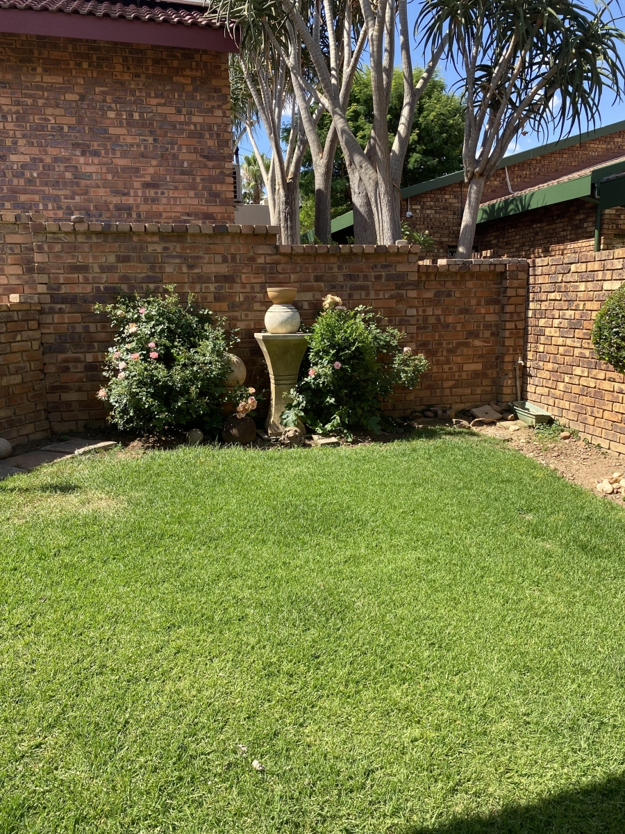 3 Bedroom Property for Sale in Moreleta Park Gauteng