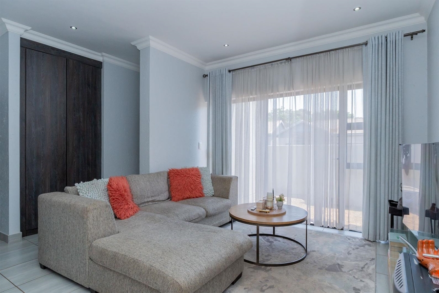 2 Bedroom Property for Sale in Pomona Gauteng