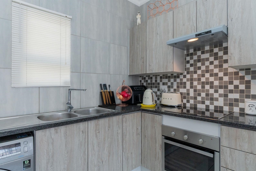 2 Bedroom Property for Sale in Pomona Gauteng