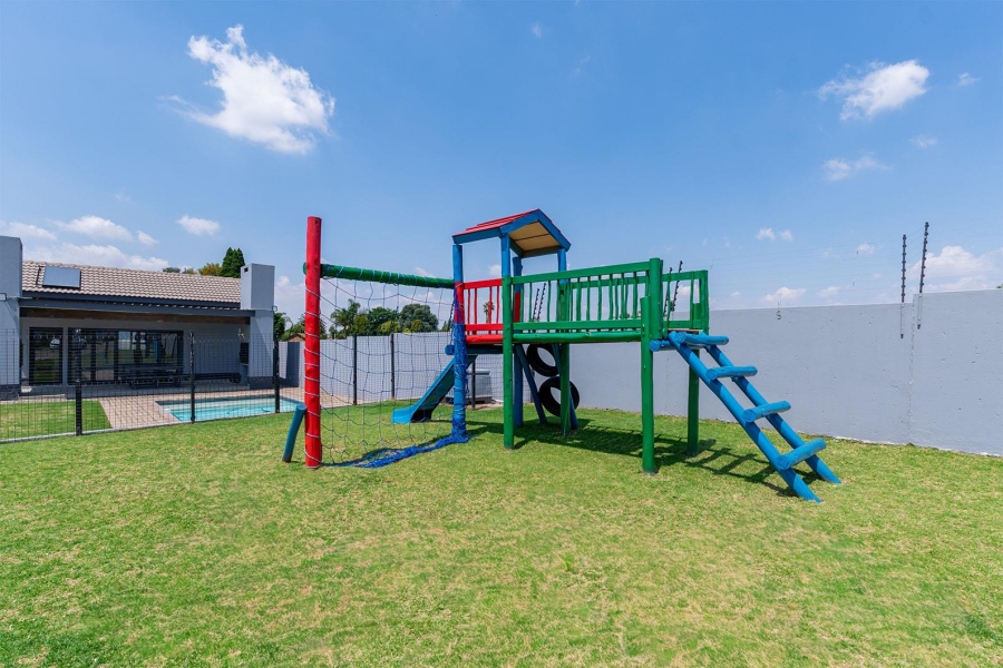 2 Bedroom Property for Sale in Pomona Gauteng