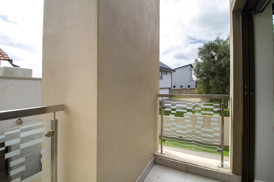 5 Bedroom Property for Sale in Heron Hill Garden Estate Gauteng