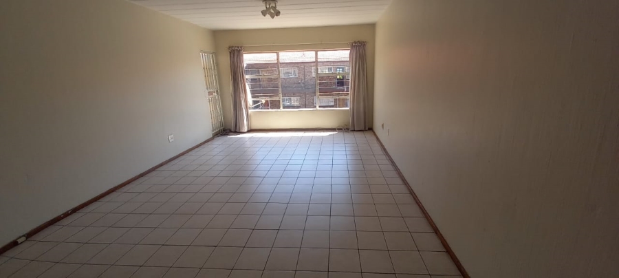 2 Bedroom Property for Sale in New Redruth Gauteng