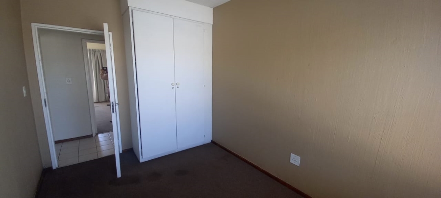2 Bedroom Property for Sale in New Redruth Gauteng