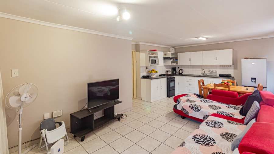 4 Bedroom Property for Sale in Alberante Gauteng