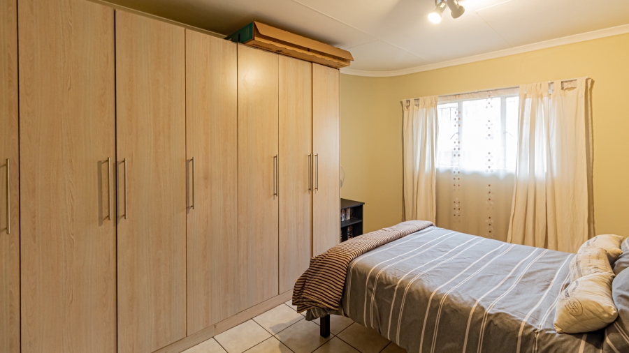 4 Bedroom Property for Sale in Alberante Gauteng