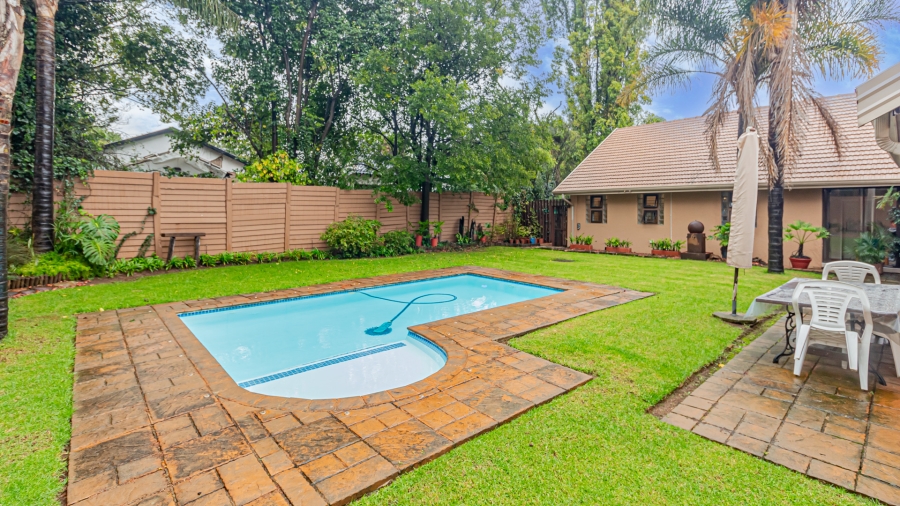 4 Bedroom Property for Sale in Alberante Gauteng