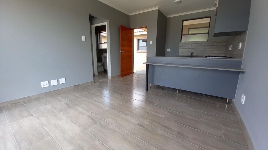 1 Bedroom Property for Sale in Kensington B Gauteng