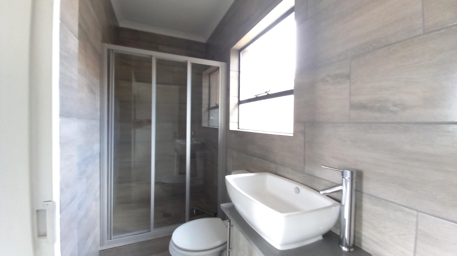 1 Bedroom Property for Sale in Kensington B Gauteng