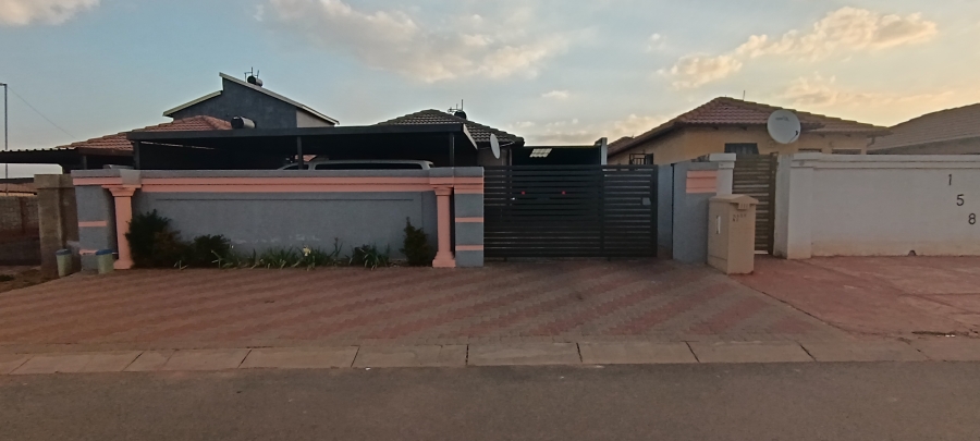 2 Bedroom Property for Sale in Windmill Park Gauteng